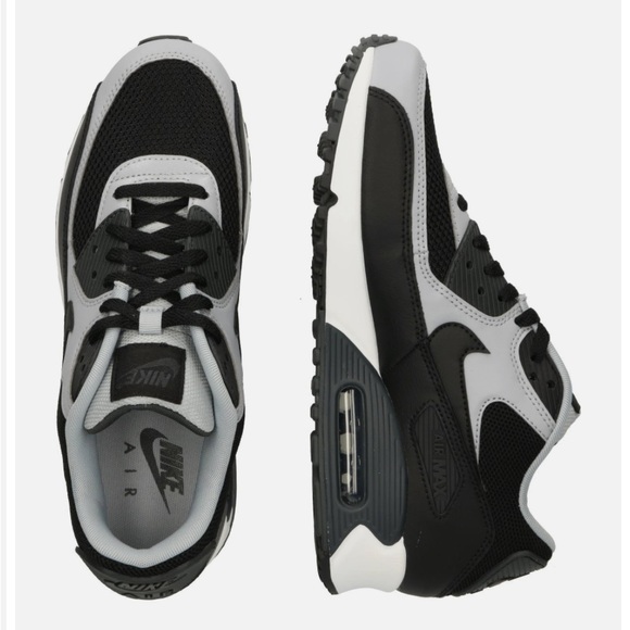 Nike Air Max 90 Essential - Black/Wolf Grey (Size 11.5) - Picture 1 of 4